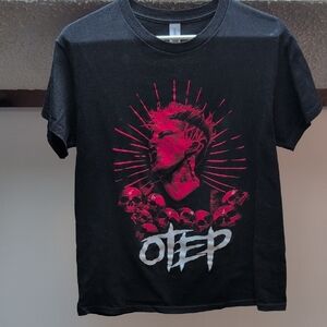 Gildan Black T-Shirt with Red Graphic